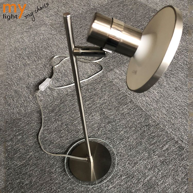 Simple Design LED Modern Table Lamp Study With GU10 Panel Bulb