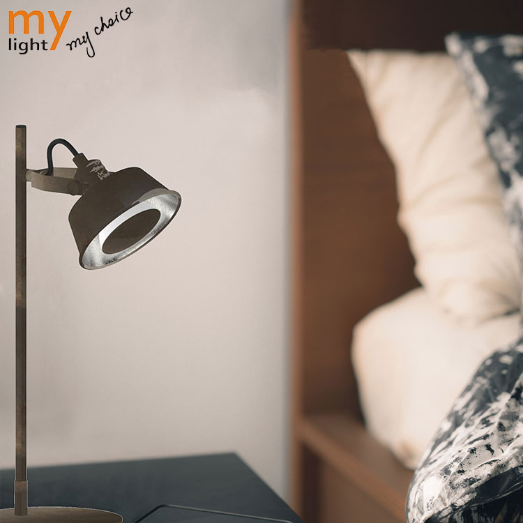 LED bedside table lamp